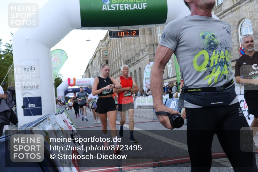 07.09.2025 - BARMER Alsterlauf Strokosch-Dieckow http://msf.ph/oto/8723495 07.09.2025 10:07:10 Ziel 2244, 2380, 2573, 2574, 2668, 3184, 3655, 3691, 3739, 3804, 3810, 3940, 3957, 3958, 4356, 4502, 5510, 5602, 5646, 5801, 5934, 6039, 6342, 8304, 8348 meine-sportfotos.de