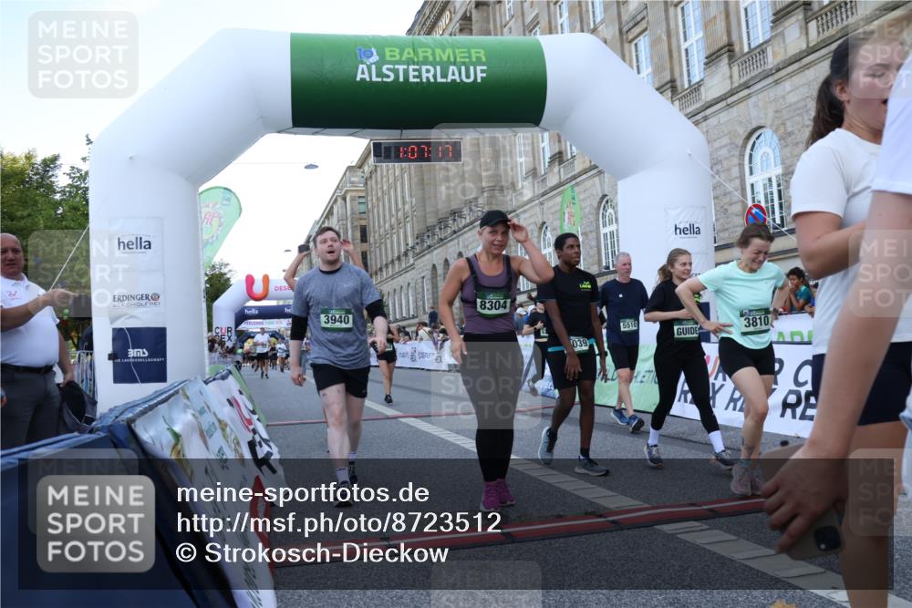 07.09.2025 - BARMER Alsterlauf Strokosch-Dieckow http://msf.ph/oto/8723512 07.09.2025 10:07:15 Ziel 2244, 2668, 3427, 3655, 3739, 3804, 3810, 3940, 3957, 3958, 4502, 4711, 4854, 5510, 5646, 5833, 6039, 8304, 8348 meine-sportfotos.de