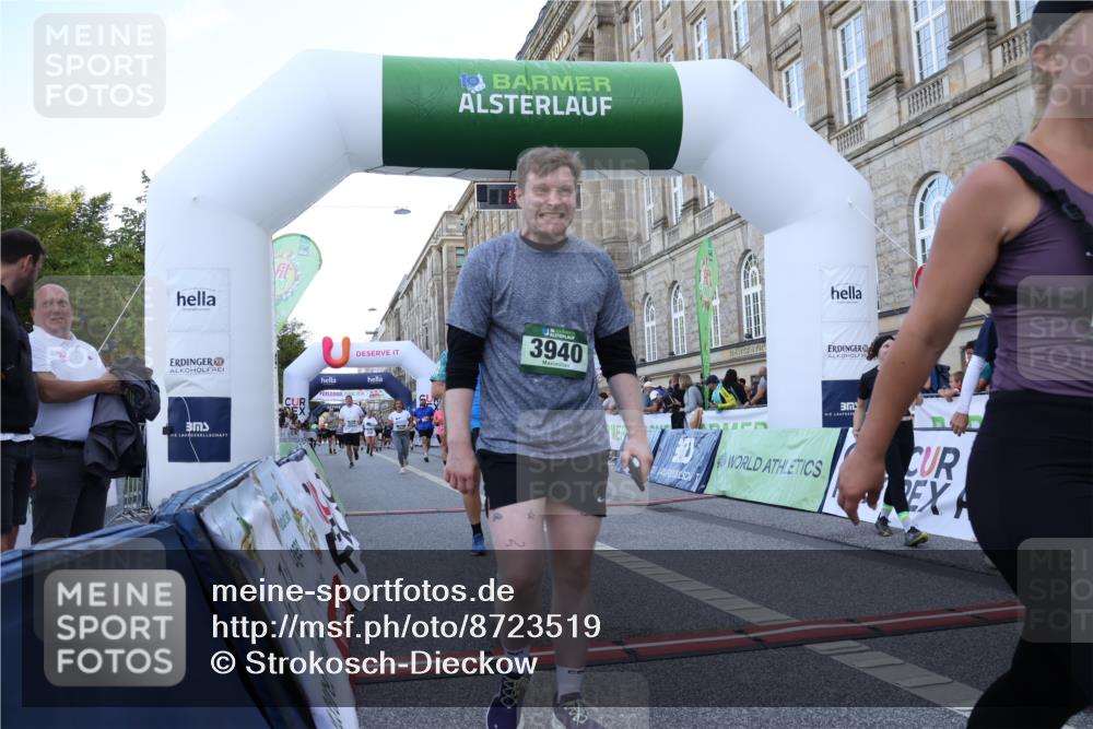 07.09.2025 - BARMER Alsterlauf Strokosch-Dieckow http://msf.ph/oto/8723519 07.09.2025 10:07:17 Ziel 2244, 2668, 3427, 3655, 3729, 3730, 3804, 3810, 3940, 4502, 4711, 4854, 5510, 5646, 5833, 6039, 8304, 8348 meine-sportfotos.de