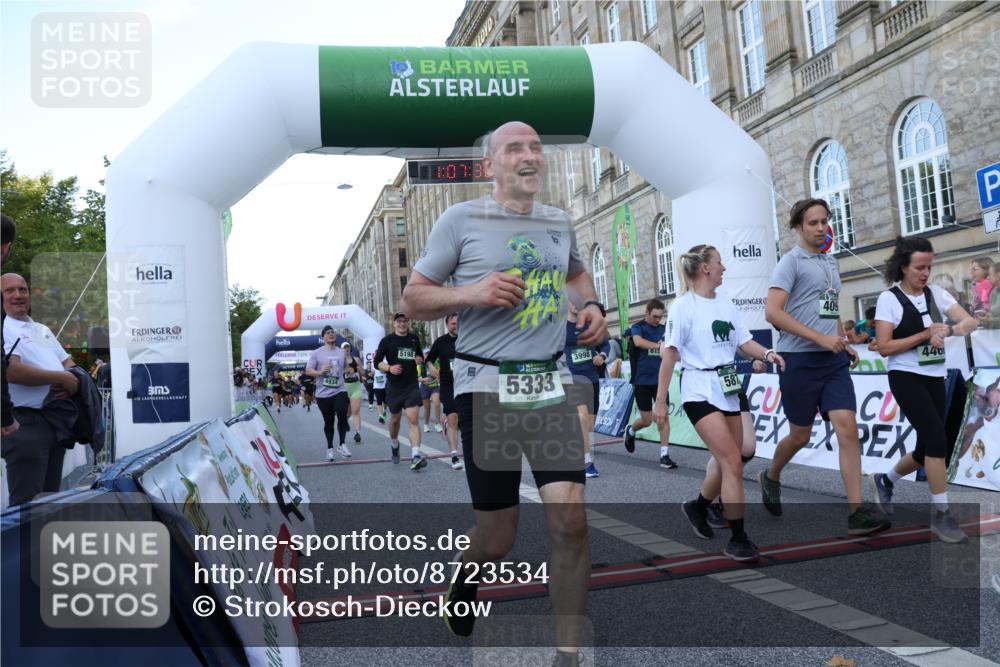 07.09.2025 - BARMER Alsterlauf Strokosch-Dieckow http://msf.ph/oto/8723534 07.09.2025 10:07:29 Ziel 2994, 3391, 3807, 3998, 4089, 4090, 4153, 4466, 4503, 4934, 5198, 5200, 5333, 5361, 5364, 5365, 6057, 6268, 6278, 8157 meine-sportfotos.de