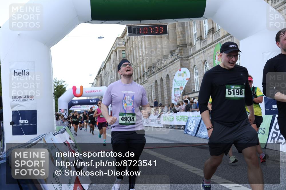 07.09.2025 - BARMER Alsterlauf Strokosch-Dieckow http://msf.ph/oto/8723541 07.09.2025 10:07:31 Ziel 2767, 2994, 3807, 3998, 4089, 4090, 4153, 4466, 4503, 4934, 5198, 5200, 5333, 5361, 5364, 5365, 6057, 6063, 6268, 6278, 8157 meine-sportfotos.de