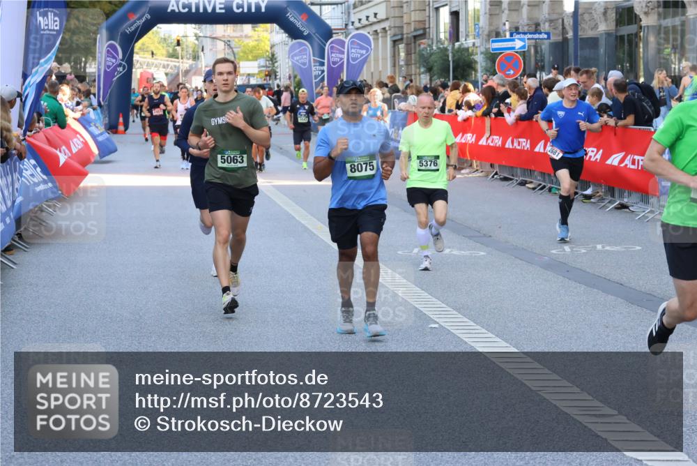 07.09.2025 - BARMER Alsterlauf Strokosch-Dieckow http://msf.ph/oto/8723543 07.09.2025 09:51:44 Ziel 2010, 2040, 2174, 2398, 2508, 2545, 2549, 2776, 3029, 3068, 3069, 3071, 3363, 3823, 3981, 4015, 4103, 4158, 4271, 4453, 4514, 4613, 4746, 5311, 5420, 5575, 5619, 5648, 6142, 6288, 8290, 8305, 8425 meine-sportfotos.de