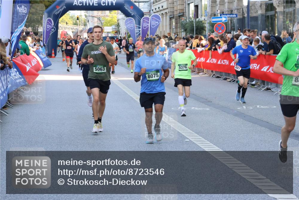 07.09.2025 - BARMER Alsterlauf Strokosch-Dieckow http://msf.ph/oto/8723546 07.09.2025 09:51:44 Ziel 2010, 2040, 2174, 2398, 2508, 2545, 2549, 2776, 3029, 3068, 3069, 3071, 3363, 3823, 3981, 4015, 4103, 4158, 4271, 4453, 4514, 4613, 4746, 5311, 5420, 5575, 5619, 5648, 6142, 6288, 8290, 8305, 8425 meine-sportfotos.de