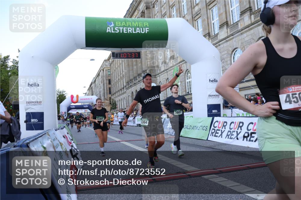07.09.2025 - BARMER Alsterlauf Strokosch-Dieckow http://msf.ph/oto/8723552 07.09.2025 10:07:36 Ziel 2260, 2767, 2806, 3274, 3319, 3807, 3878, 4153, 4263, 4409, 4503, 5113, 5292, 5361, 5364, 5365, 6057, 6063, 6268, 6278, 8205, 8363 meine-sportfotos.de