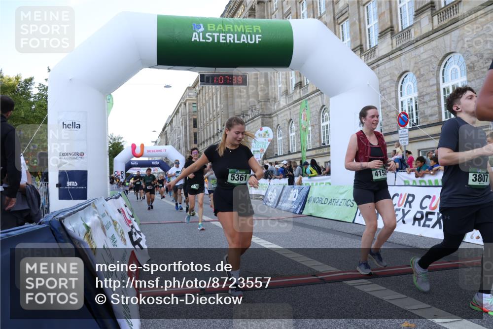 07.09.2025 - BARMER Alsterlauf Strokosch-Dieckow http://msf.ph/oto/8723557 07.09.2025 10:07:37 Ziel 2260, 2767, 2806, 3274, 3319, 3576, 3807, 3878, 4153, 4263, 4409, 5113, 5292, 5361, 5364, 5365, 6057, 6063, 8205, 8363 meine-sportfotos.de