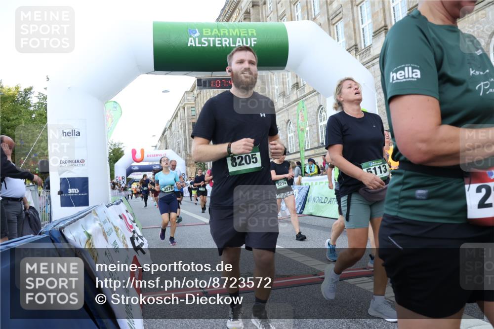 07.09.2025 - BARMER Alsterlauf Strokosch-Dieckow http://msf.ph/oto/8723572 07.09.2025 10:07:44 Ziel 2218, 2260, 2263, 2806, 2959, 3108, 3109, 3274, 3319, 3343, 3576, 3878, 4061, 4063, 4263, 4409, 4710, 4715, 4736, 4859, 4957, 5060, 5113, 5292, 6061, 8205, 8363 meine-sportfotos.de