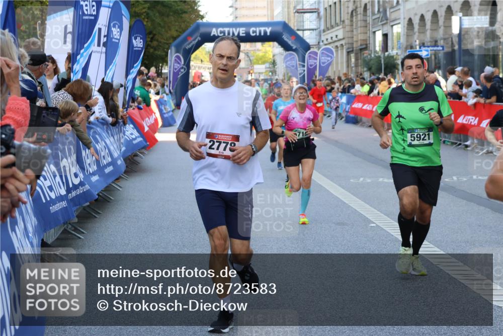 07.09.2025 - BARMER Alsterlauf Strokosch-Dieckow http://msf.ph/oto/8723583 07.09.2025 09:51:32 Ziel 2165, 2174, 2242, 2451, 2545, 2776, 2823, 2879, 3071, 3099, 3363, 3556, 3601, 3750, 3823, 3981, 4271, 4420, 4613, 4795, 4979, 5326, 5643, 5853, 5884, 5886, 5940, 5969, 6142, 6254 meine-sportfotos.de
