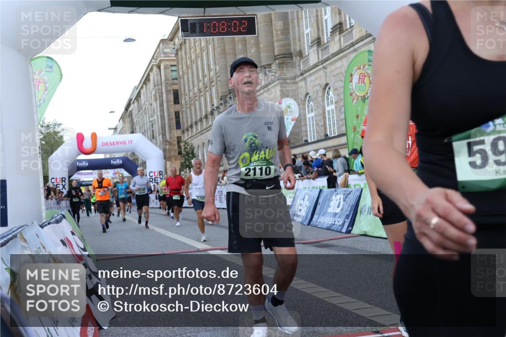 07.09.2025 - BARMER Alsterlauf Strokosch-Dieckow http://msf.ph/oto/8723604 07.09.2025 10:08:00 Ziel 2109, 2110, 2233, 2353, 2520, 2637, 2662, 2755, 2893, 2939, 3265, 3782, 3820, 3864, 4110, 5173, 5399, 5524, 5593, 5932, 5939, 6140, 6141, 8282 meine-sportfotos.de
