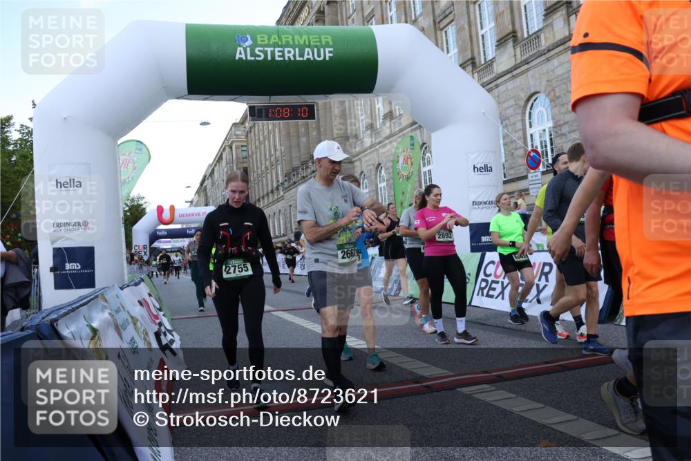 07.09.2025 - BARMER Alsterlauf Strokosch-Dieckow http://msf.ph/oto/8723621 07.09.2025 10:08:08 Ziel 2233, 2353, 2372, 2662, 2755, 2893, 2962, 2965, 3063, 3837, 3864, 3976, 4110, 4860, 5173, 5212, 5315, 5399, 5402, 5475, 5593, 5854, 5935, 5939, 6140, 6141, 6219, 6343, 8282 meine-sportfotos.de