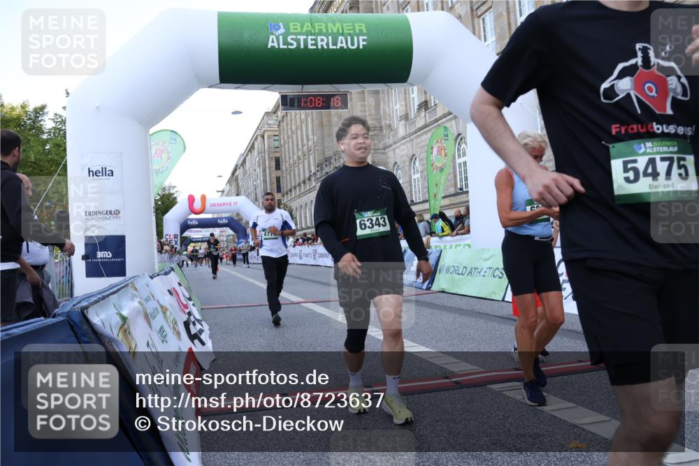 07.09.2025 - BARMER Alsterlauf Strokosch-Dieckow http://msf.ph/oto/8723637 07.09.2025 10:08:17 Ziel 2292, 2315, 2962, 3063, 3837, 4124, 4610, 4771, 5475, 5935, 6146, 6219, 6343 meine-sportfotos.de
