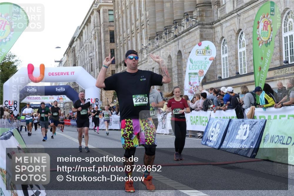 07.09.2025 - BARMER Alsterlauf Strokosch-Dieckow http://msf.ph/oto/8723652 07.09.2025 10:08:25 Ziel 2292, 3134, 3473, 3797, 3844, 4124, 4256, 4610, 5190, 5520, 6100, 8345 meine-sportfotos.de