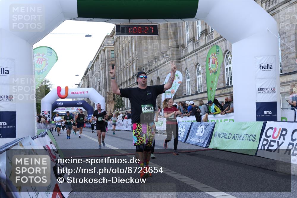 07.09.2025 - BARMER Alsterlauf Strokosch-Dieckow http://msf.ph/oto/8723654 07.09.2025 10:08:25 Ziel 2292, 3134, 3473, 3797, 3844, 4124, 4256, 4610, 5190, 5520, 6100, 8345 meine-sportfotos.de