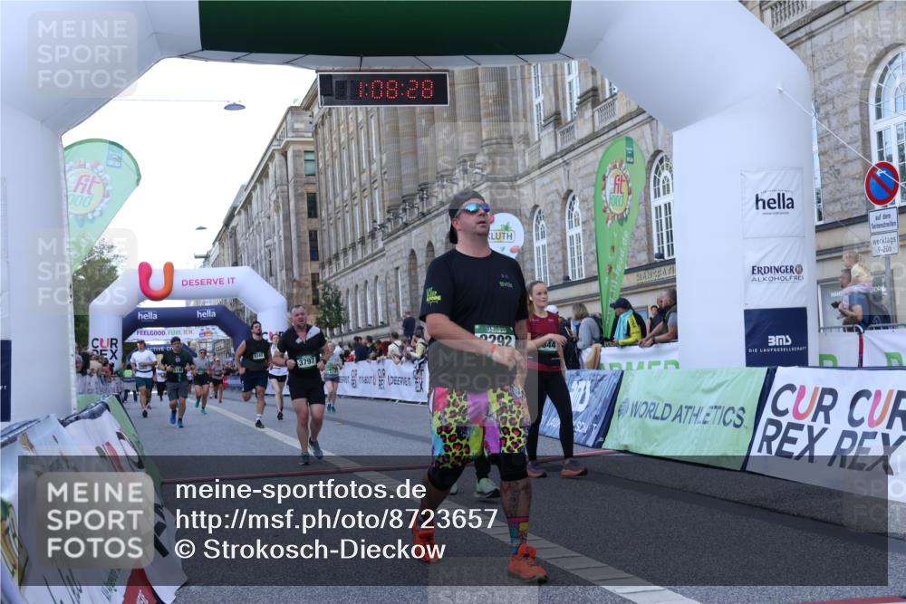07.09.2025 - BARMER Alsterlauf Strokosch-Dieckow http://msf.ph/oto/8723657 07.09.2025 10:08:26 Ziel 2292, 2465, 3134, 3244, 3473, 3740, 3797, 3844, 4256, 4610, 5190, 5520, 6100, 8345 meine-sportfotos.de