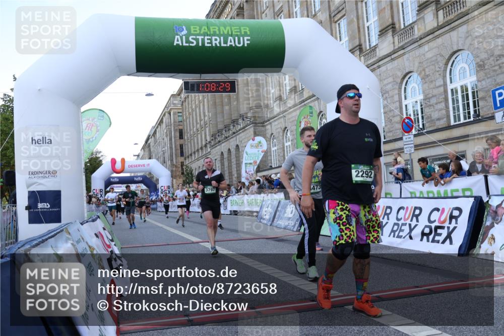 07.09.2025 - BARMER Alsterlauf Strokosch-Dieckow http://msf.ph/oto/8723658 07.09.2025 10:08:27 Ziel 2292, 2465, 3134, 3244, 3473, 3740, 3797, 3844, 4256, 5190, 5520, 6100, 6167, 8345 meine-sportfotos.de