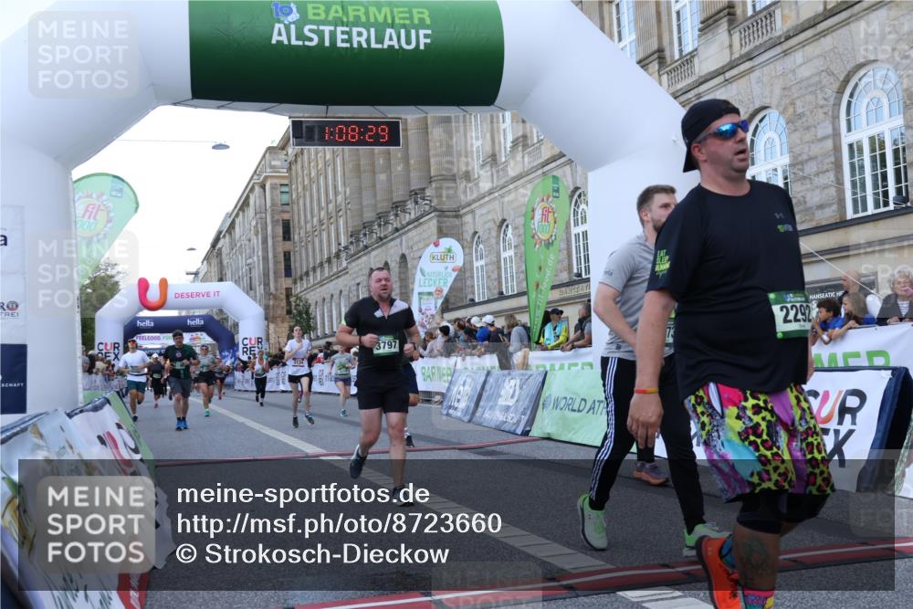 07.09.2025 - BARMER Alsterlauf Strokosch-Dieckow http://msf.ph/oto/8723660 07.09.2025 10:08:27 Ziel 2292, 2465, 3134, 3244, 3473, 3740, 3797, 3844, 4256, 5190, 5520, 6100, 6167, 8345 meine-sportfotos.de