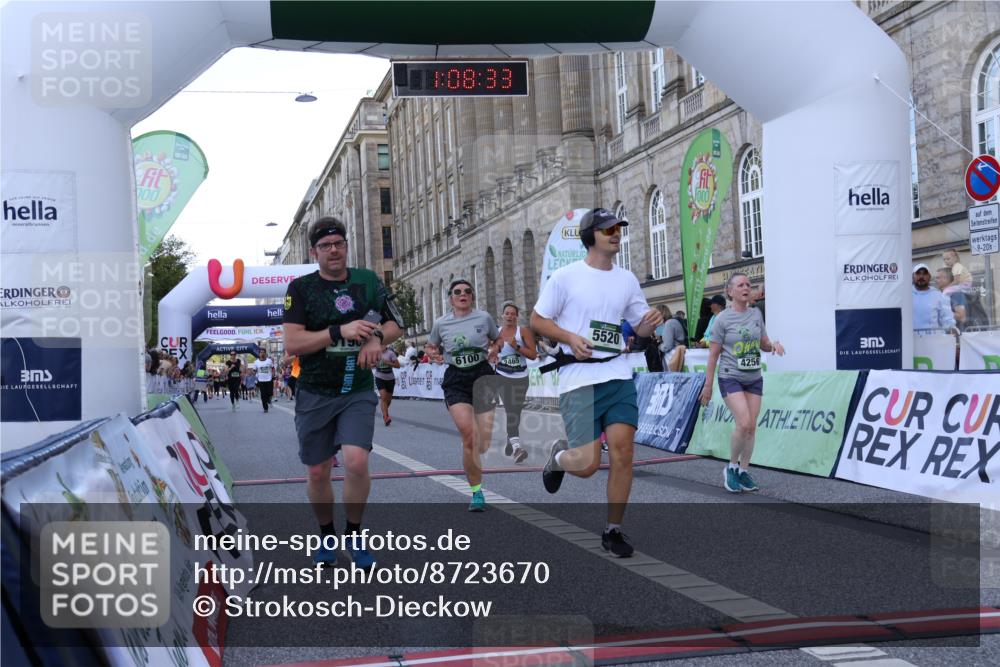 07.09.2025 - BARMER Alsterlauf Strokosch-Dieckow http://msf.ph/oto/8723670 07.09.2025 10:08:32 Ziel 2465, 2723, 3134, 3192, 3244, 3493, 3740, 3797, 4256, 5140, 5190, 5520, 5986, 6099, 6100, 6167, 8345 meine-sportfotos.de