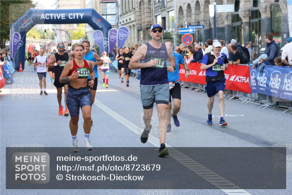 07.09.2025 - BARMER Alsterlauf Strokosch-Dieckow http://msf.ph/oto/8723679 07.09.2025 09:51:23 Ziel 2165, 2242, 2451, 2681, 2823, 2879, 3099, 3247, 3556, 3601, 3750, 4157, 4420, 4795, 4979, 5063, 5125, 5234, 5326, 5376, 5643, 5807, 5853, 5884, 5886, 5940, 5969, 6254, 8075, 8200, 8477 meine-sportfotos.de
