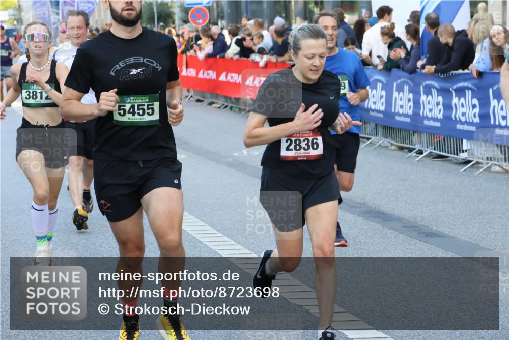 07.09.2025 - BARMER Alsterlauf Strokosch-Dieckow http://msf.ph/oto/8723698 07.09.2025 09:51:16 Ziel 2165, 2416, 2681, 2879, 3247, 3556, 4157, 4173, 4420, 5063, 5125, 5179, 5234, 5326, 5376, 5643, 5710, 5807, 5884, 8075, 8200, 8292, 8477 meine-sportfotos.de