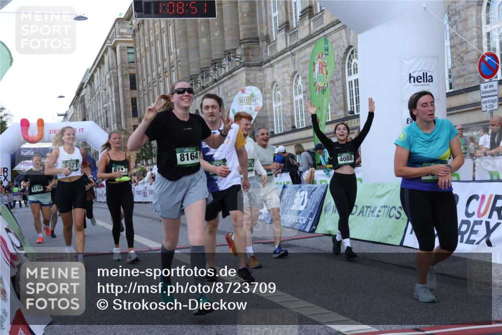 07.09.2025 - BARMER Alsterlauf Strokosch-Dieckow http://msf.ph/oto/8723709 07.09.2025 10:08:49 Ziel 2360, 2782, 2933, 3041, 3234, 3477, 3550, 4086, 4087, 4088, 4450, 4506, 5053, 5139, 5310, 5336, 5404, 5902, 6210, 8164, 8244 meine-sportfotos.de