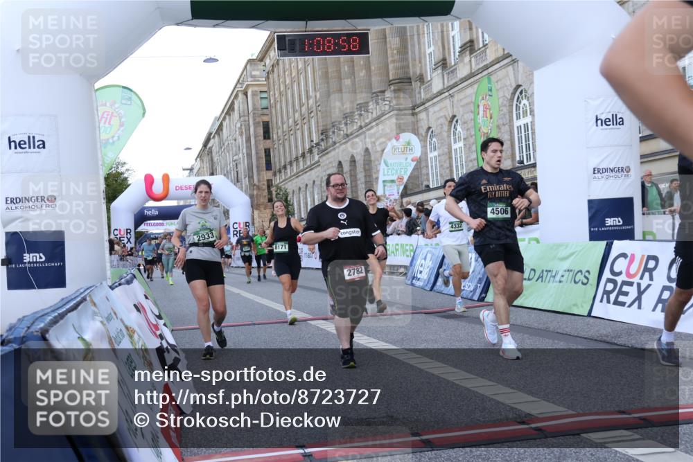 07.09.2025 - BARMER Alsterlauf Strokosch-Dieckow http://msf.ph/oto/8723727 07.09.2025 10:08:56 Ziel 2360, 2782, 2828, 2933, 3234, 3285, 3408, 3550, 3902, 4332, 4450, 4506, 4778, 5139, 5287, 5310, 5336, 6210, 8169, 8171, 8253 meine-sportfotos.de