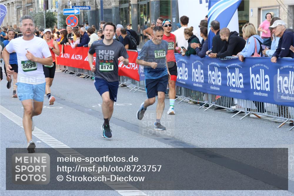 07.09.2025 - BARMER Alsterlauf Strokosch-Dieckow http://msf.ph/oto/8723757 07.09.2025 09:51:12 Ziel 2025, 2416, 2681, 3247, 3538, 4157, 4173, 4944, 5063, 5125, 5179, 5234, 5376, 5710, 5715, 5807, 5858, 5921, 8075, 8200, 8292, 8477 meine-sportfotos.de