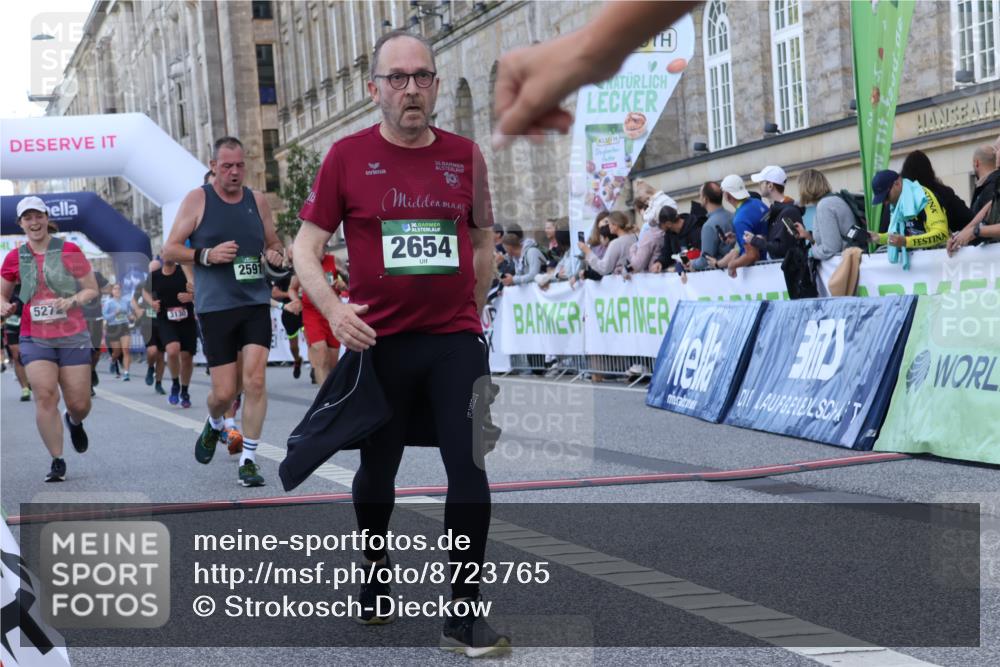 07.09.2025 - BARMER Alsterlauf Strokosch-Dieckow http://msf.ph/oto/8723765 07.09.2025 10:09:15 Ziel 2479, 2480, 2591, 2654, 2657, 3130, 3202, 3203, 3224, 3784, 3883, 3900, 5244, 5251, 5272, 5369, 5536, 5600, 5601, 5651, 5746 meine-sportfotos.de