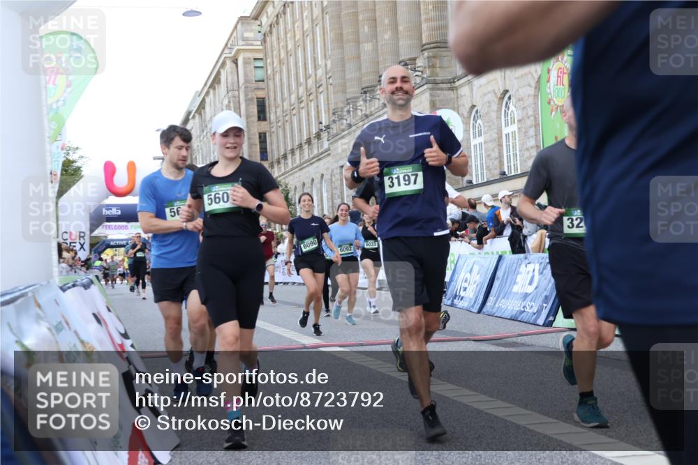 07.09.2025 - BARMER Alsterlauf Strokosch-Dieckow http://msf.ph/oto/8723792 07.09.2025 10:09:22 Ziel 2367, 2479, 2480, 2657, 3130, 3202, 3203, 3224, 3637, 3784, 3883, 3900, 4057, 4084, 4348, 4458, 4568, 4803, 5089, 5272, 5369, 5600, 5601, 5746, 6033, 6046, 6090, 6092, 8109 meine-sportfotos.de