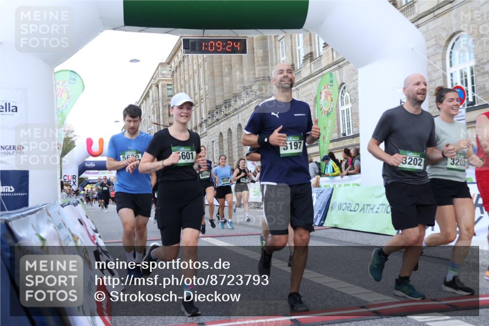 07.09.2025 - BARMER Alsterlauf Strokosch-Dieckow http://msf.ph/oto/8723793 07.09.2025 10:09:23 Ziel 2367, 2479, 2480, 2657, 3130, 3201, 3202, 3203, 3224, 3637, 3784, 3883, 3900, 4057, 4084, 4348, 4458, 4568, 4803, 5089, 5369, 5600, 5601, 5883, 6033, 6046, 6090, 6092, 8109 meine-sportfotos.de