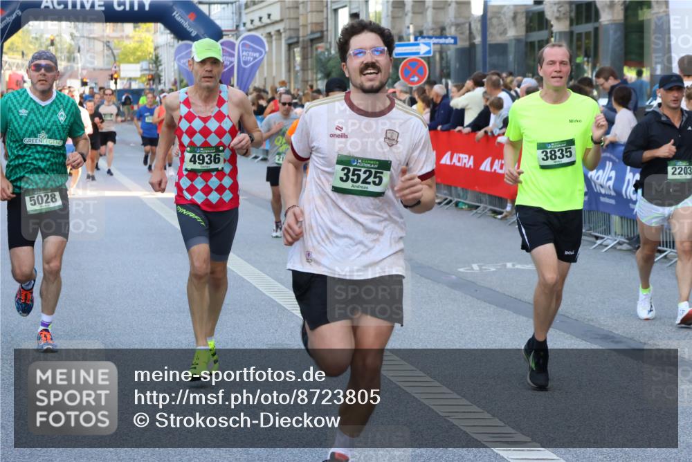 07.09.2025 - BARMER Alsterlauf Strokosch-Dieckow http://msf.ph/oto/8723805 07.09.2025 09:51:04 Ziel 2025, 2416, 2778, 2802, 3538, 3546, 3618, 4157, 4161, 4162, 4173, 4223, 4619, 4944, 5051, 5179, 5358, 5710, 5715, 5858, 5905, 5921, 8200, 8292 meine-sportfotos.de