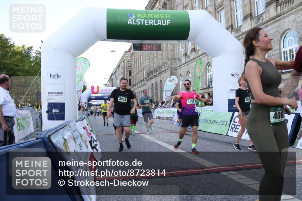 07.09.2025 - BARMER Alsterlauf Strokosch-Dieckow http://msf.ph/oto/8723814 07.09.2025 10:09:29 Ziel 2367, 3201, 3475, 3637, 4057, 4084, 4348, 4458, 4568, 4803, 4952, 5089, 5262, 5663, 5883, 6033, 6092, 8109, 8130 meine-sportfotos.de