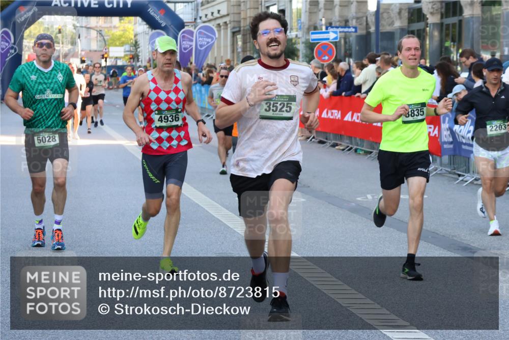 07.09.2025 - BARMER Alsterlauf Strokosch-Dieckow http://msf.ph/oto/8723815 07.09.2025 09:51:04 Ziel 2025, 2416, 2778, 2802, 3538, 3546, 3618, 4157, 4161, 4162, 4173, 4223, 4619, 4944, 5051, 5179, 5358, 5710, 5715, 5858, 5905, 5921, 8200, 8292 meine-sportfotos.de
