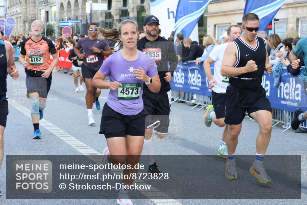 07.09.2025 - BARMER Alsterlauf Strokosch-Dieckow http://msf.ph/oto/8723828 07.09.2025 09:51:02 Ziel 2025, 2416, 2778, 2802, 3059, 3538, 3546, 3618, 4161, 4162, 4173, 4223, 4619, 4944, 5051, 5179, 5358, 5710, 5715, 5858, 5905, 5921, 8292 meine-sportfotos.de