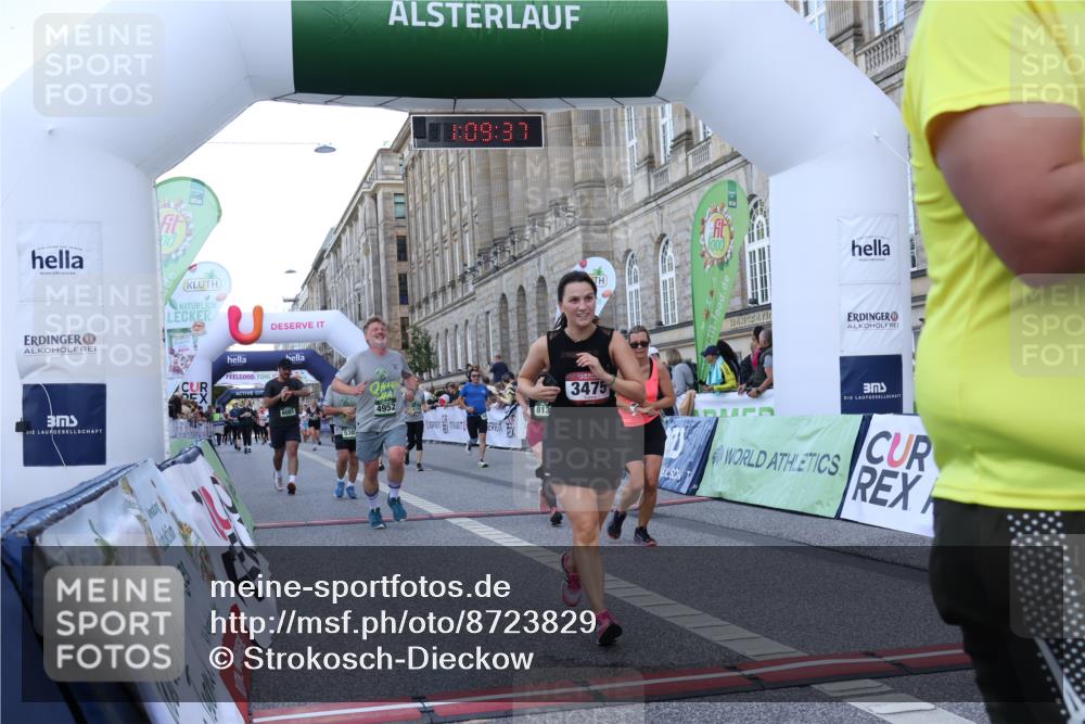 07.09.2025 - BARMER Alsterlauf Strokosch-Dieckow http://msf.ph/oto/8723829 07.09.2025 10:09:35 Ziel 2489, 3201, 3475, 4421, 4863, 4952, 5255, 5262, 5307, 5663, 5883, 6081, 6083, 6196, 6260, 8130 meine-sportfotos.de