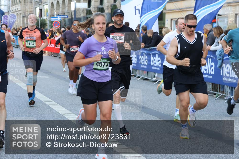 07.09.2025 - BARMER Alsterlauf Strokosch-Dieckow http://msf.ph/oto/8723831 07.09.2025 09:51:02 Ziel 2025, 2416, 2778, 2802, 3059, 3538, 3546, 3618, 4161, 4162, 4173, 4223, 4619, 4944, 5051, 5179, 5358, 5710, 5715, 5858, 5905, 5921, 8292 meine-sportfotos.de