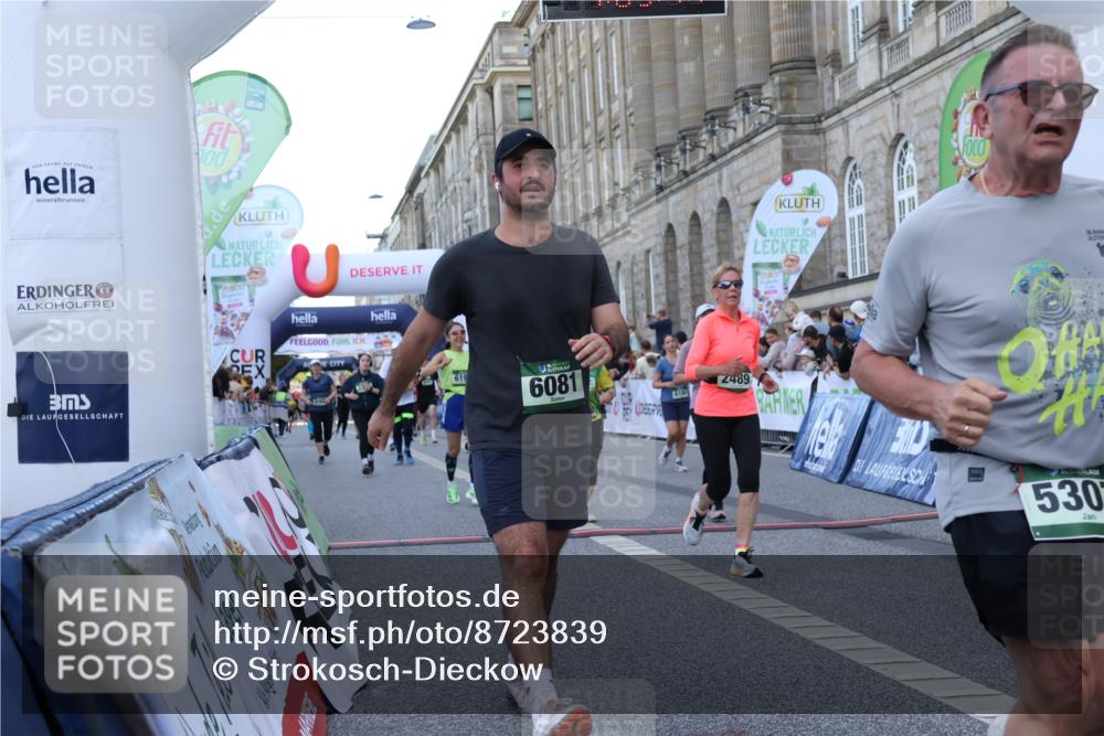 07.09.2025 - BARMER Alsterlauf Strokosch-Dieckow http://msf.ph/oto/8723839 07.09.2025 10:09:39 Ziel 2489, 3318, 3475, 3674, 3795, 4421, 4567, 4863, 4952, 5255, 5307, 5663, 6081, 6083, 6184, 6196, 6260, 8130, 8289 meine-sportfotos.de