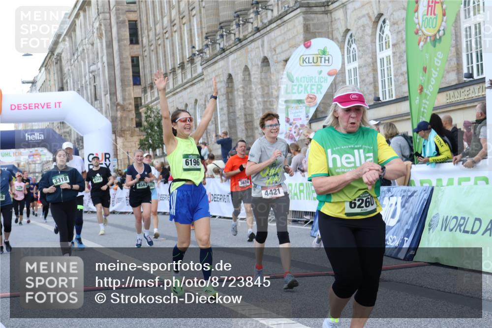 07.09.2025 - BARMER Alsterlauf Strokosch-Dieckow http://msf.ph/oto/8723845 07.09.2025 10:09:41 Ziel 2489, 3318, 3674, 3795, 4421, 4567, 4863, 4952, 5188, 5255, 5307, 6081, 6083, 6184, 6196, 6260, 8130, 8289 meine-sportfotos.de