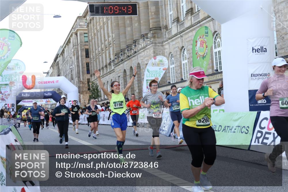 07.09.2025 - BARMER Alsterlauf Strokosch-Dieckow http://msf.ph/oto/8723846 07.09.2025 10:09:42 Ziel 2489, 3318, 3342, 3603, 3674, 3795, 4311, 4421, 4567, 4863, 5188, 5255, 5307, 6081, 6083, 6184, 6196, 6260, 8289 meine-sportfotos.de