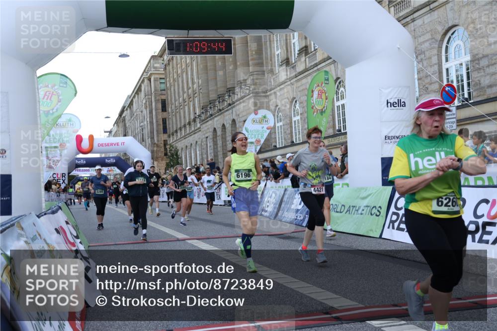 07.09.2025 - BARMER Alsterlauf Strokosch-Dieckow http://msf.ph/oto/8723849 07.09.2025 10:09:42 Ziel 2489, 3318, 3342, 3603, 3674, 3795, 4311, 4421, 4567, 4863, 5188, 5255, 5307, 6081, 6083, 6184, 6196, 6260, 8289 meine-sportfotos.de
