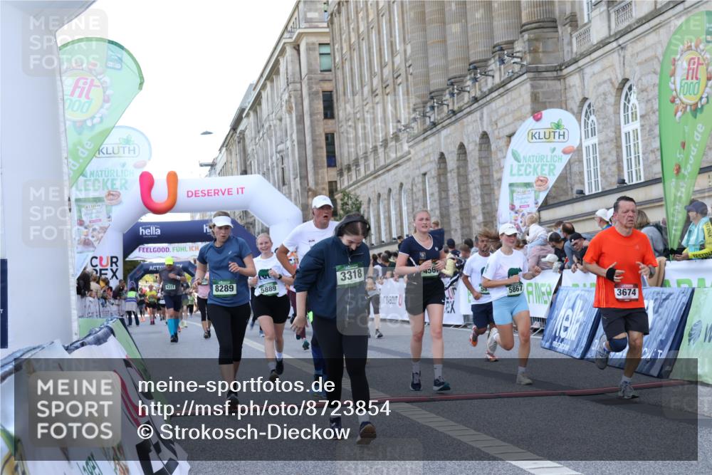 07.09.2025 - BARMER Alsterlauf Strokosch-Dieckow http://msf.ph/oto/8723854 07.09.2025 10:09:44 Ziel 2489, 3007, 3318, 3340, 3341, 3342, 3603, 3674, 3795, 4311, 4421, 4567, 4863, 5188, 5255, 6083, 6184, 6196, 6260, 8289 meine-sportfotos.de