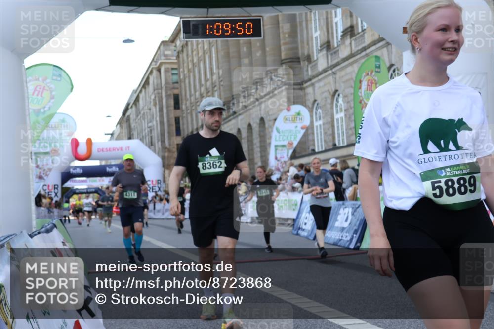 07.09.2025 - BARMER Alsterlauf Strokosch-Dieckow http://msf.ph/oto/8723868 07.09.2025 10:09:48 Ziel 2793, 3007, 3318, 3340, 3341, 3342, 3603, 3674, 3795, 4296, 4311, 4377, 4567, 5188, 6184, 8289, 8365 meine-sportfotos.de