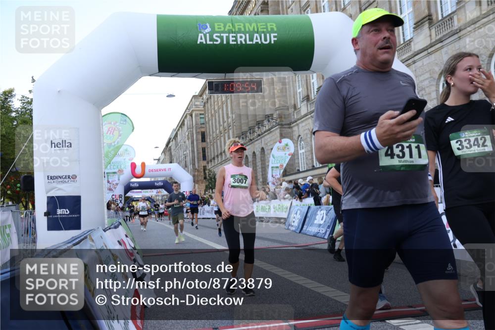 07.09.2025 - BARMER Alsterlauf Strokosch-Dieckow http://msf.ph/oto/8723879 07.09.2025 10:09:53 Ziel 2793, 3007, 3254, 3340, 3341, 3342, 3603, 3770, 3825, 4296, 4311, 4377, 4435, 5131, 8365 meine-sportfotos.de
