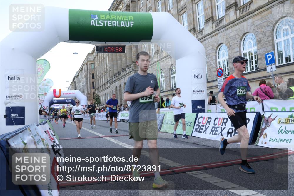 07.09.2025 - BARMER Alsterlauf Strokosch-Dieckow http://msf.ph/oto/8723891 07.09.2025 10:09:57 Ziel 2793, 3254, 3770, 3825, 4296, 4377, 4435, 4522, 5131, 5263, 5519, 5533, 6190, 8365 meine-sportfotos.de