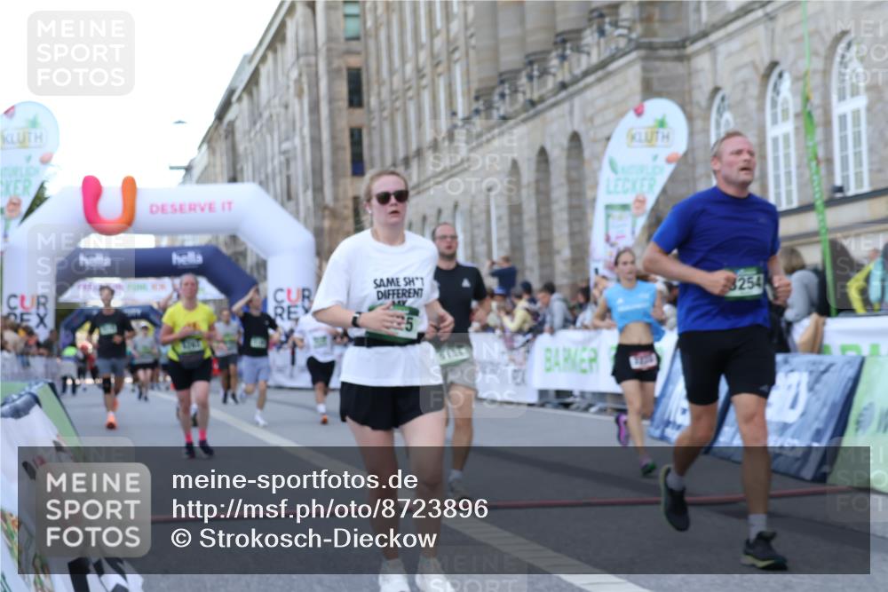 07.09.2025 - BARMER Alsterlauf Strokosch-Dieckow http://msf.ph/oto/8723896 07.09.2025 10:09:58 Ziel 2793, 3254, 3770, 3825, 4155, 4435, 4522, 5131, 5263, 5519, 5533, 6190, 8365 meine-sportfotos.de