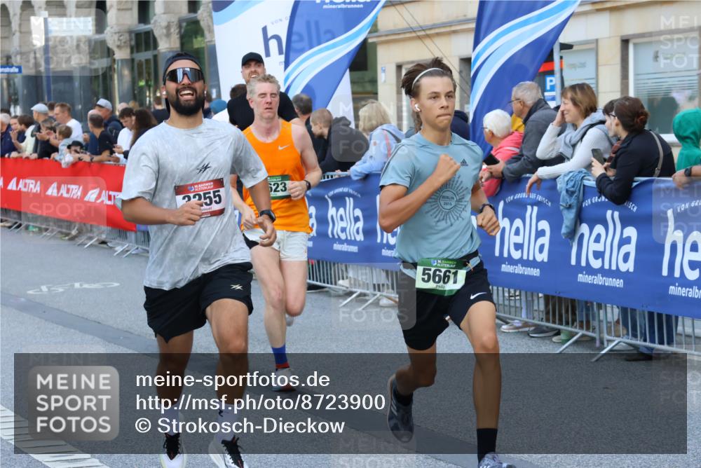 07.09.2025 - BARMER Alsterlauf Strokosch-Dieckow http://msf.ph/oto/8723900 07.09.2025 09:50:51 Ziel 2162, 2322, 2609, 2778, 2802, 2836, 3059, 3447, 3476, 3546, 3618, 3812, 4161, 4162, 4223, 4300, 4619, 4895, 4992, 5051, 5358, 5426, 5455, 5772, 5899, 5905, 8174, 8318 meine-sportfotos.de