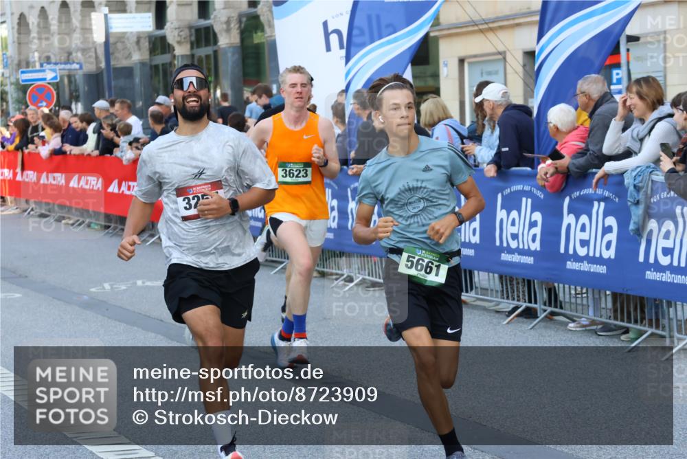 07.09.2025 - BARMER Alsterlauf Strokosch-Dieckow http://msf.ph/oto/8723909 07.09.2025 09:50:50 Ziel 2162, 2322, 2609, 2802, 2836, 3059, 3447, 3476, 3546, 3618, 3812, 4161, 4162, 4223, 4300, 4619, 4895, 4992, 5051, 5358, 5426, 5455, 5772, 5899, 5905, 8174, 8318 meine-sportfotos.de