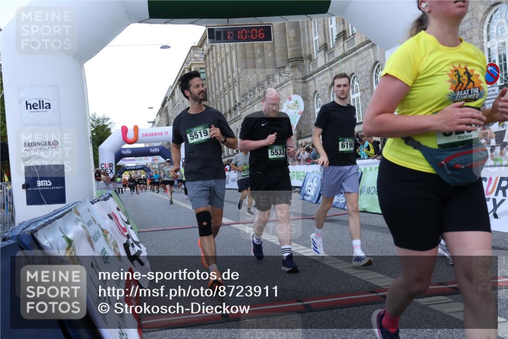 07.09.2025 - BARMER Alsterlauf Strokosch-Dieckow http://msf.ph/oto/8723911 07.09.2025 10:10:04 Ziel 2925, 3770, 4155, 4522, 5131, 5263, 5519, 5533, 5821, 6190 meine-sportfotos.de