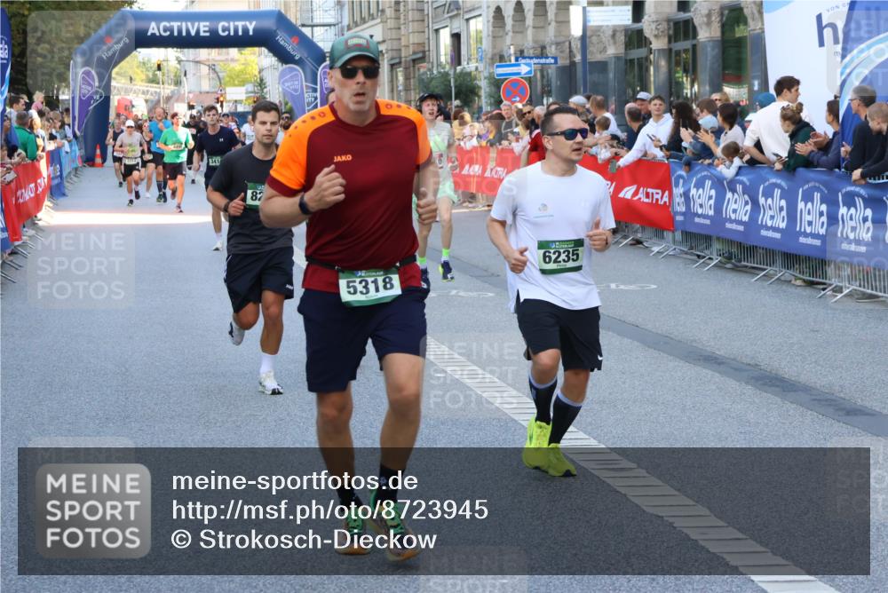 07.09.2025 - BARMER Alsterlauf Strokosch-Dieckow http://msf.ph/oto/8723945 07.09.2025 09:50:46 Ziel 2162, 2203, 2322, 2609, 2836, 2897, 3059, 3148, 3447, 3476, 3525, 3618, 3812, 3835, 4162, 4300, 4895, 4936, 4992, 5028, 5358, 5426, 5455, 5772, 5899, 6176, 8174, 8318 meine-sportfotos.de