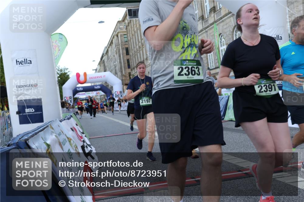 07.09.2025 - BARMER Alsterlauf Strokosch-Dieckow http://msf.ph/oto/8723951 07.09.2025 10:10:19 Ziel 2023, 2197, 2224, 2363, 2391, 2622, 3054, 4203, 4260, 4474, 4714, 4743, 4906, 4915, 5052, 5443, 6000, 6159, 6258, 8115 meine-sportfotos.de