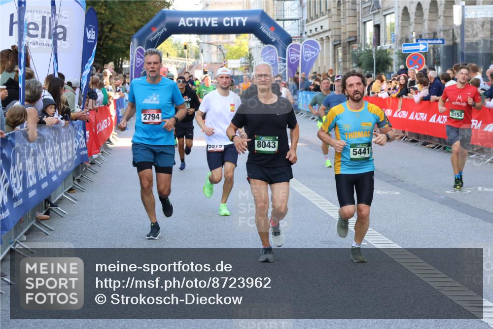 07.09.2025 - BARMER Alsterlauf Strokosch-Dieckow http://msf.ph/oto/8723962 07.09.2025 09:50:37 Ziel 2162, 2203, 2322, 2478, 2683, 2836, 2897, 2900, 2922, 3147, 3148, 3255, 3314, 3443, 3476, 3510, 3518, 3525, 3749, 3812, 3835, 4499, 4573, 4835, 4936, 4992, 5028, 5316, 5426, 5455, 5661, 5772, 5899, 6107, 6162, 6176, 8105, 8174, 8318 meine-sportfotos.de