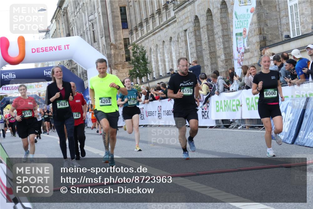 07.09.2025 - BARMER Alsterlauf Strokosch-Dieckow http://msf.ph/oto/8723963 07.09.2025 10:10:24 Ziel 2082, 2224, 2586, 2622, 2639, 2787, 2805, 3054, 4203, 4714, 4893, 4933, 4935, 6000, 6159, 8147, 8162 meine-sportfotos.de